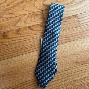 Perry Ellis portfolio tie